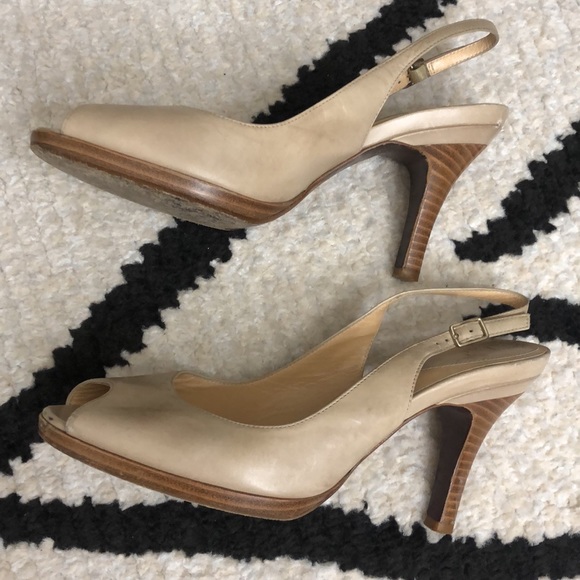 Cole Haan 9.5B Nike Air Beige Heels Cream - Picture 7 of 9